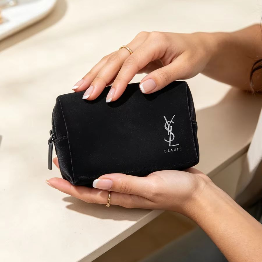 YSL’s Bag Black Printed Cosmet - огляд і ціна Ysl Beauty Makeup Bag