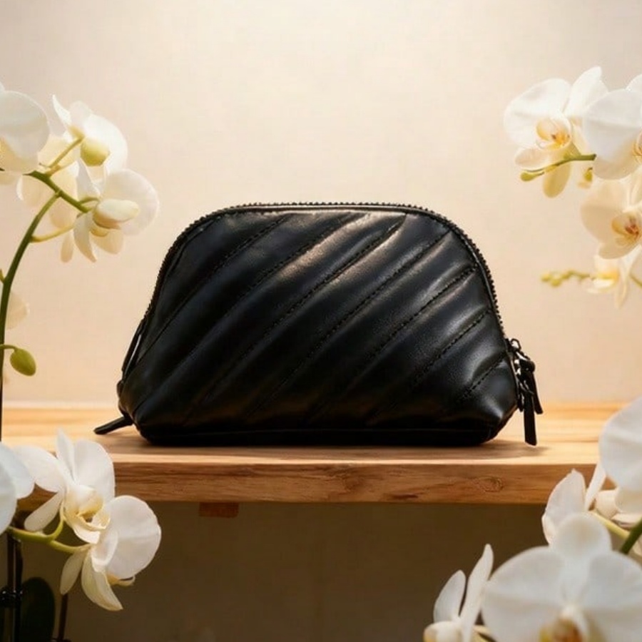 YSL Limited Edition Black Doub - огляд і ціна Ysl Beauty Makeup Bag