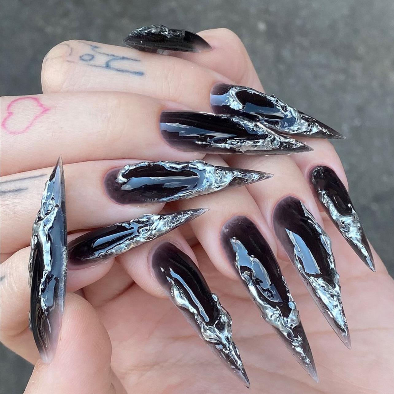 24Pcs Stiletto Shape Black Red - огляд і ціна Nail Extension Tips