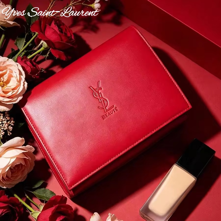 YSL Saint Laurent Red Leather  - огляд і ціна Ysl Beauty Makeup Bag