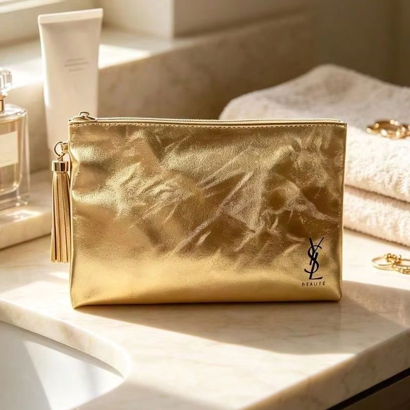 YSL Beaute Metallic Gold Zippe - огляд і ціна Ysl Beauty Makeup Bag